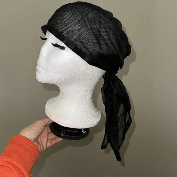 Collectors hat Bonwit Teller by famous designer Don Kline luxury store The Met - Picture 15 of 17